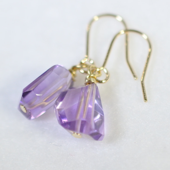 （一件）金鈦耳環，紫水晶 第3張的照片