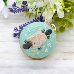 キビタキの立体刺繍ブローチ　ハンドメイド キビタキの立体刺繍ブローチ ハンドメイド - メルカリ - その他