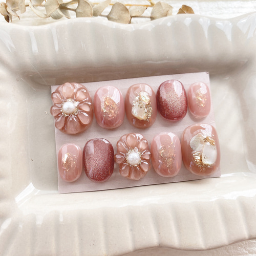 ネイルチップニュアンスぷっくりフラワーマグネットブライダルネイル成人式