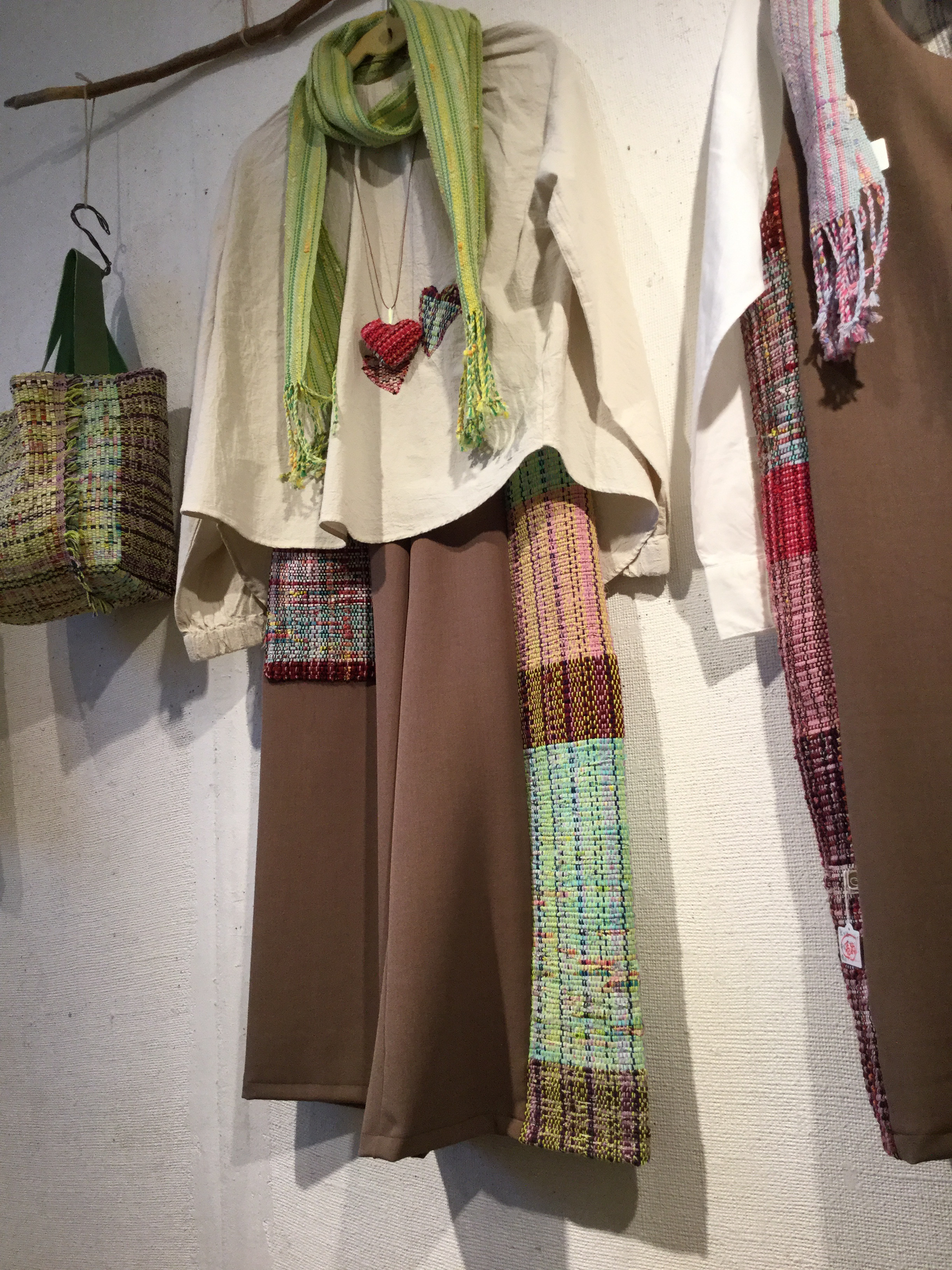 【一点物】裂織りワイドパンツ　水色系