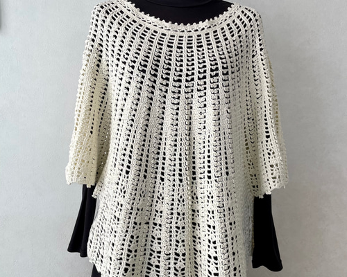 【美品】SAMOMAYA ウール100% ハンドメイドニット ポンチョ 82f6998908c60399995ce653e2bf7b