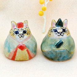 猫のお雛様　ひな人形　ヒョウ柄ネコ　ヒョウ・ねこ　手作り陶器・陶芸　ネコの置き物　おひなさま 1枚目の画像