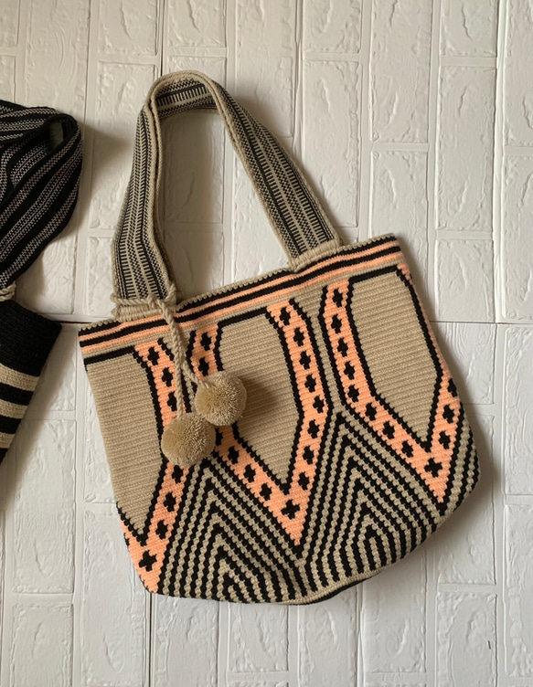 編み物トートバッグ ベージュ 手編みトートバッグ(ONE SIZE ベージュ): ファッション雑貨