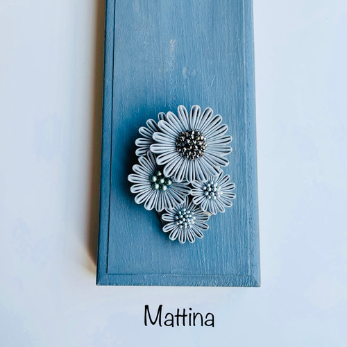 再販】つまみ細工＊ブローチ＊花＊グレー＊花束 ブローチ Mattina 通販 