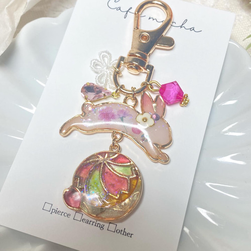 とっておきし新春福袋 鞠と跳ぶうさぎ 桜 レジン キーホルダー キーホルダー cafe チャーム