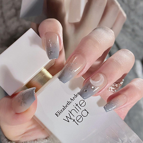 5月中発送♡ ネイルチップ 量産型 韓国 シンプル カラグラ 現品 推し活グッズ ネイルチップ 韓国 マグネット フレンチ ワンホン ガーリー チーク 星