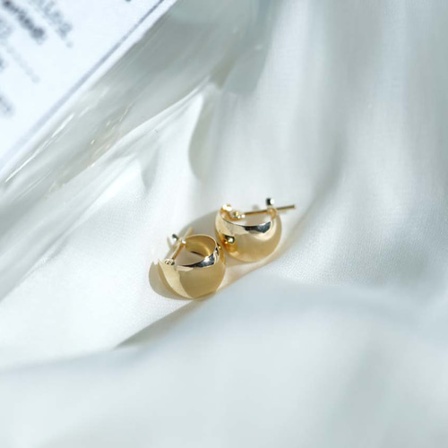送料無料】K18 ムーンフープピアス 7mm×10mm ペア ピアス