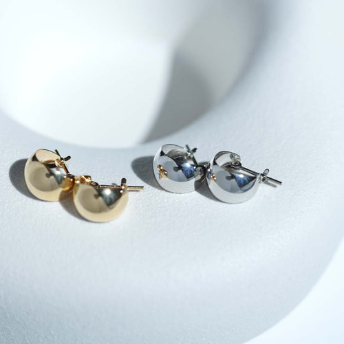 送料無料】K18 ムーンフープピアス 7mm×10mm ペア ピアス 送料無料】K18 ムーンフープピアス 7mm×10mm ペア ピアス