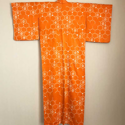 リバーシブル コート【 着物リメイク 】黒留袖 松柄 * オレンジ ハニカム / 一点物 18枚目の画像
