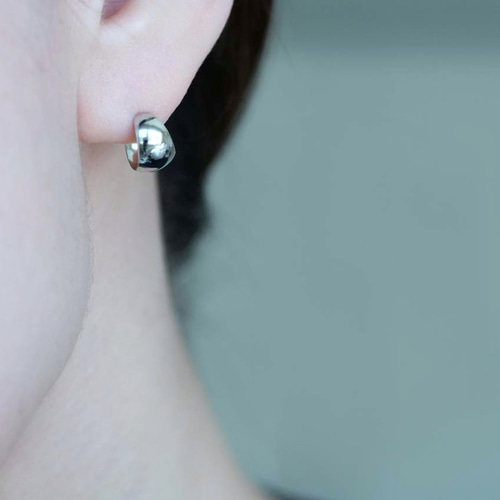 楽天市場】フープピアス プラチナ 5mm×13mm プラチナピアス