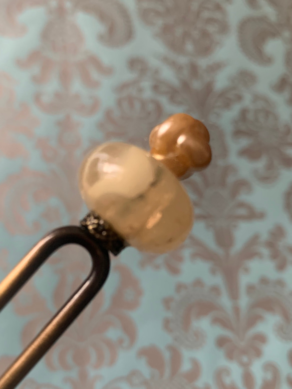 アンティークガラス素材の懐古的なマーブル模様の玉かんざし「ギヤマン・ミルキィ」 2枚目の画像