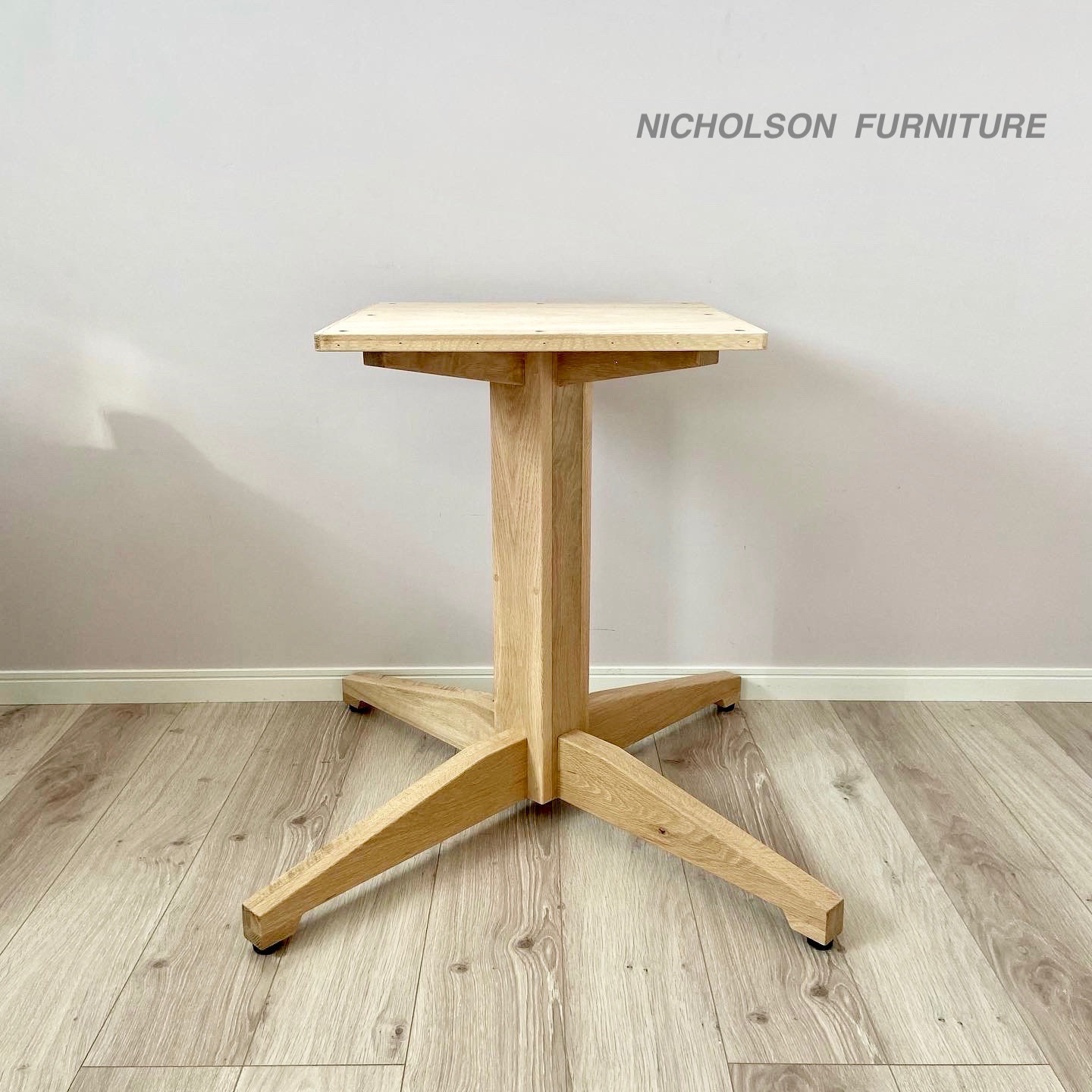 【ヒビありの為激安！】一枚板　テーブル　カフェテーブル　一本脚　輪切り ヒビありの為激安！】一枚板 テーブル カフェテーブル 一本脚 輪切り