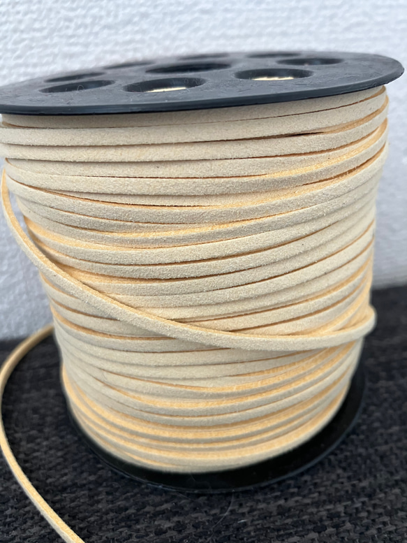 スエード紐　3㎜巾　3m beige 2枚目の画像
