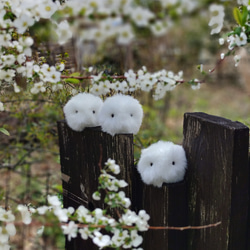 手のひらに、生きてるみたいな命の重み・もふもふの白いお友達③/フェイクファー/ぬいぐるみ/小鳥/シマエナガ/癒し/ギフト 1枚目の画像