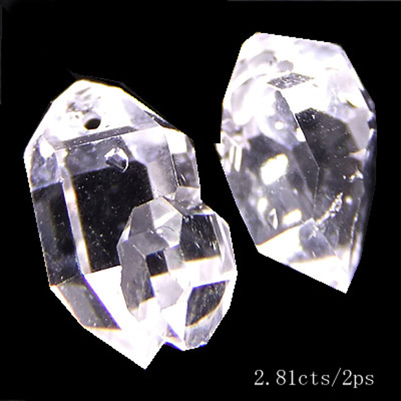 K10YG ハーキマーダイヤモンド & グリーンガーネット スウィングピアス 6枚目の画像