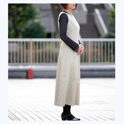 着物リメイク◇クリーム色大島紬のシンプルシックワンピース 4枚目の画像