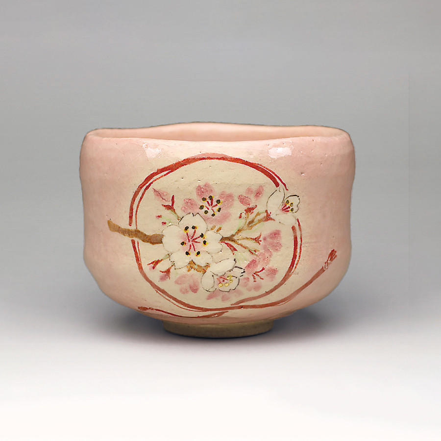 最新の激安 抹茶碗☆ ☆楽入印「花桜」 楽焼 楽 茶碗・めし碗 手描き 茶道具 工芸品