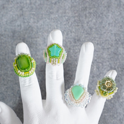 Chatty 戒指 66 均碼串珠刺繡戒指綠色多色透明 第9張的照片