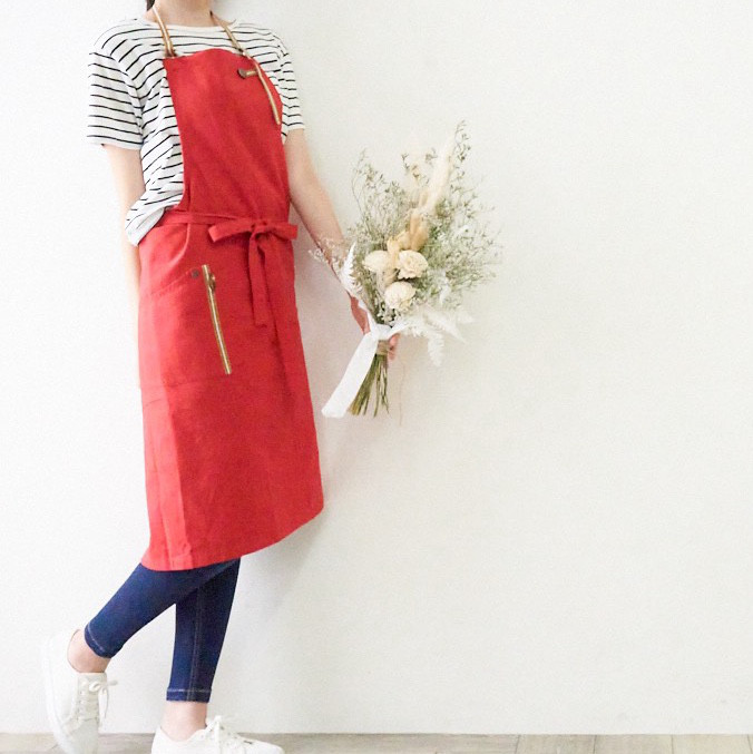 発送14日以内 レッド ぬれんがねエプロン 表地で吸水・裏地で水から守るタイプ 男女兼用　ギフト可 名入れok 赤