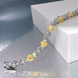 ハート イエロー ホワイト 高炭素ダイヤモンド キラキラ ゴージャス ブレスレット 可愛い シンプル 普段使い 黄色 白 6枚目の画像