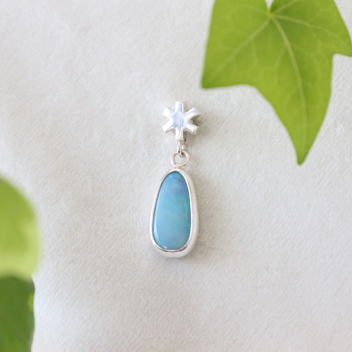 お花ブローチ マーカサイト 天然オパール 銀製925 ヴァンドーム青山VB