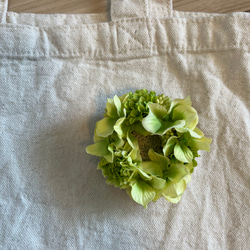 大人カワイイ♡お花と刺繍のリースブローチ 4枚目の画像