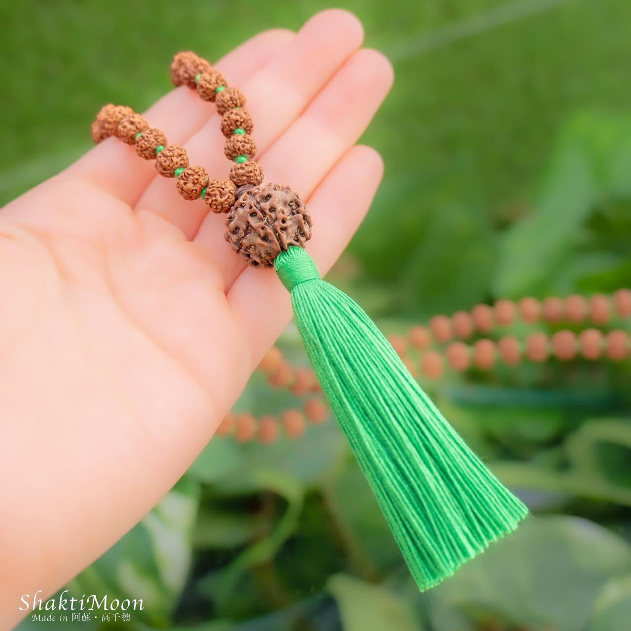 レア・希少！NEW! 選べるグルビーズ！高品質チクナルドラクシャマーラー（パットリルドラクシャ・菩提樹の実）タッセル 全