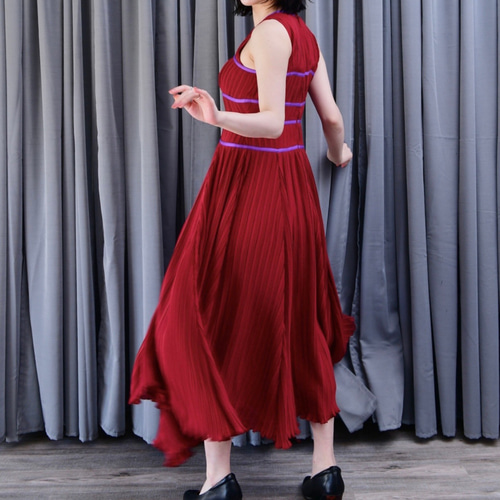 Violetta Dress フレア赤ワンピース/ドレス/ワインレッド Violetta Dress フレア赤ワンピース/ドレス/ワインレッド
