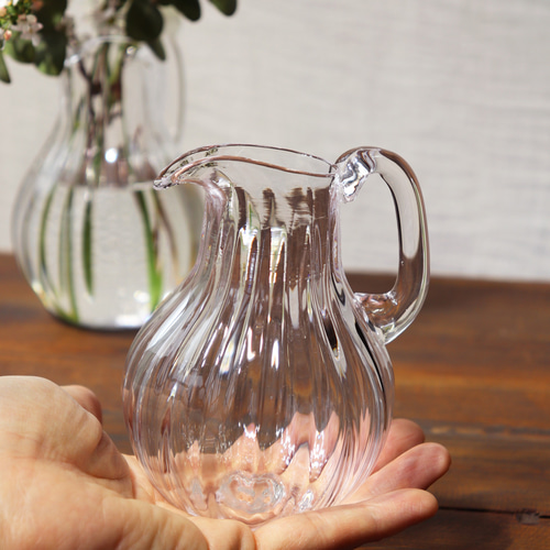 新作「フルートの小さなピッチャー」花器 カラフェ 水差し 花瓶 ジャグ