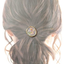 桜色のお花✾ボロニアピナータ　まどろみレジンのリングヘアゴム 2枚目の画像