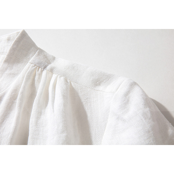 ロングリネンシャツ　チャイナドレス風　前に花刺繍リネンシャツ　長袖ロングシャツ　ホワイト　S-Lサイズ　L163　 4枚目の画像