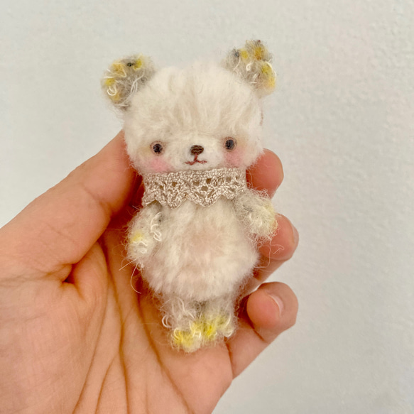 ベージュ×きいろのくましゃん 羊毛フェルト プティぽわん＊nano