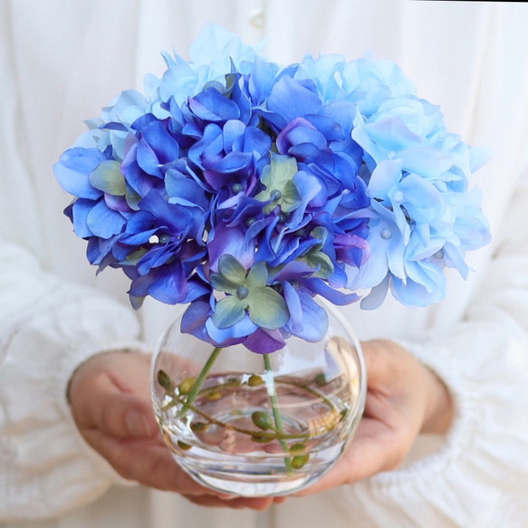 《ずっと咲いてる》雨が似合うブルー紫陽花３色アレンジ/アーティフィシャルフラワー（造花） 1枚目の画像