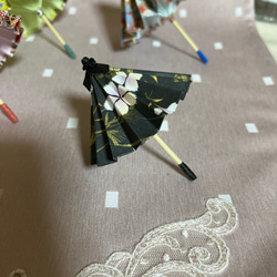 折り紙、折り紙傘、折り紙和柄傘、夫婦鶴セット、和雑貨、和小物 5枚目の画像