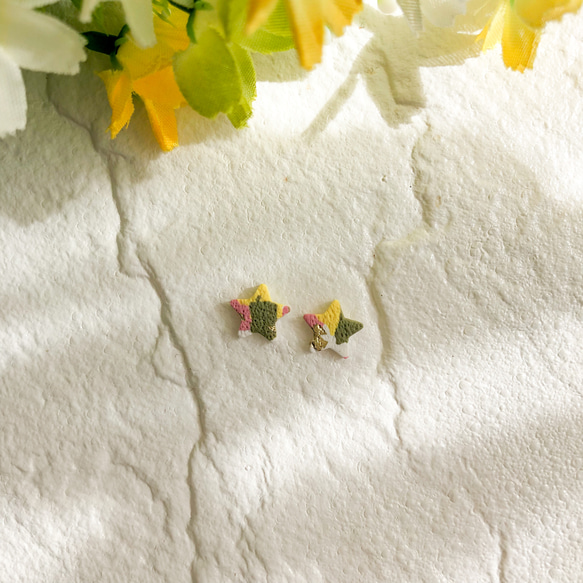 春色の星ピアス/イヤリング/ポリマークレイ/スター/シンプル 2枚目の画像