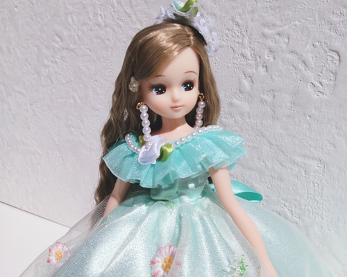 coron様専用 ハンドメイド 人形 緑色の服 約26cm