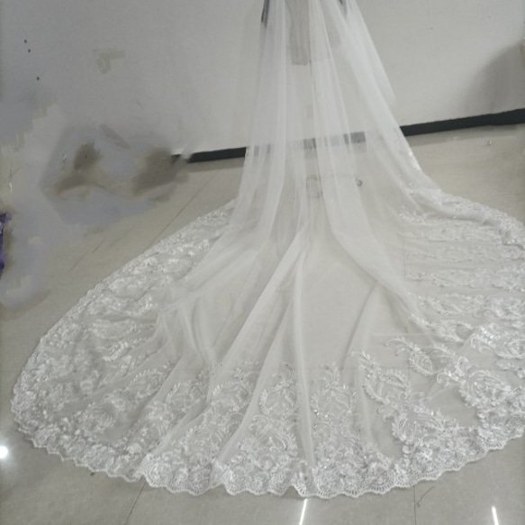 送料無料！人気上昇！ウエディングドレスベール  3D立体レース刺繍 二重のチュール花嫁/結婚式 3枚目の画像