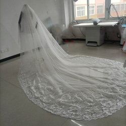 送料無料！人気上昇！ウエディングドレスベール  3D立体レース刺繍 二重のチュール花嫁/結婚式 4枚目の画像
