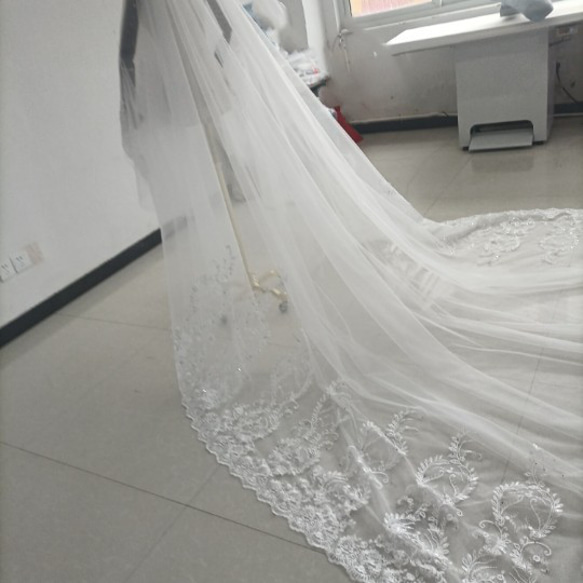 送料無料！人気上昇！ウエディングドレスベール  3D立体レース刺繍 二重のチュール花嫁/結婚式 6枚目の画像