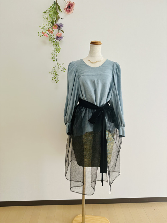 ターコイズブルー×ゴールドジャガード織ミニタイトスカート 2枚目の画像