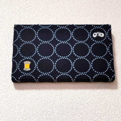 ファブリックパネル　ミナペルホネン　タンバリン　チョウチョ　インテリア　刺繍 ファブリックパネル インテリア ミナペルホネン ボード
