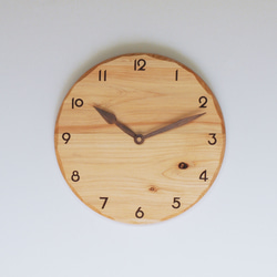 木製 掛け時計 丸型 ヒノキ材8 2枚目の画像