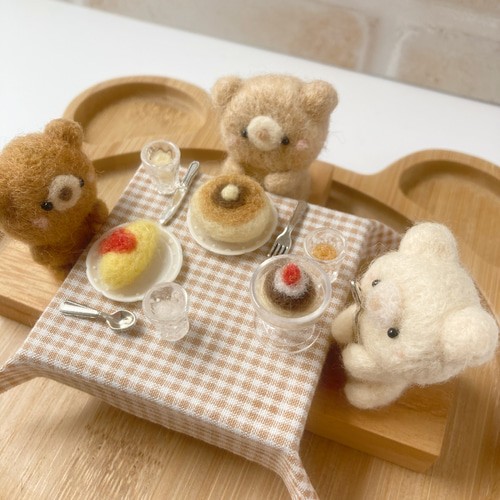 喫茶・くま屋』こぐまちゃん会 ミニチュア 羊毛フェルト カフェ 木製