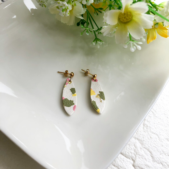春色のドロップピアス/イヤリング/ポリマークレイ/シンプル/個性的 4枚目の画像