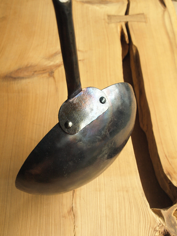 【受注生産】鍛造鉄の中華鍋打出し２５ｃｍ　鉄のフライパン 片手鍋 北京鍋 4枚目の画像