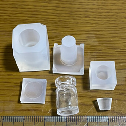 空洞小瓶1(1cm×1.7cm)【シリコンモールド型】 4枚目の画像