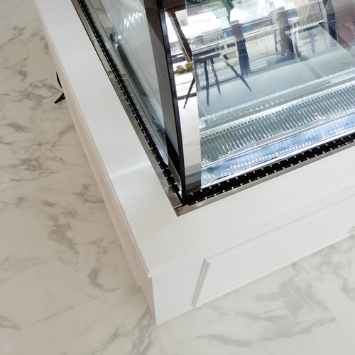 ケーキ屋さんショーケースレジカウンター（W4000ホワイト）スイーツ店