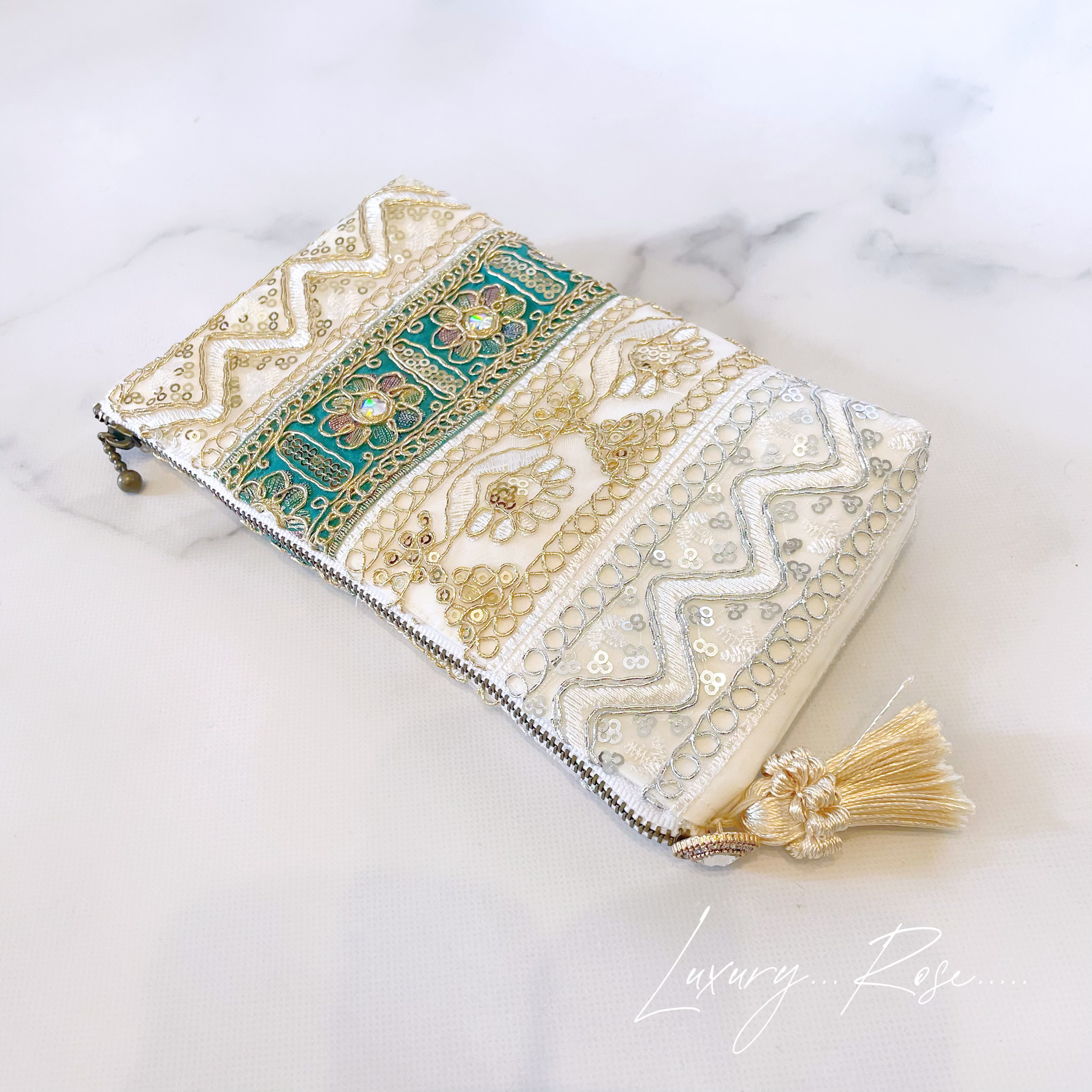 インド刺繍のカードポーチ | Olince-オリンス-