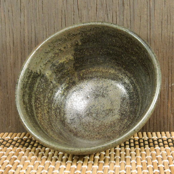 陶器 ひとくち茶碗　黒＋こげ茶【230317】 3枚目の画像