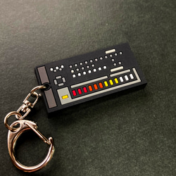 [鑰匙扣]節奏機橡膠鑰匙扣/01：Analog RhythmMachine 808 第1張的照片